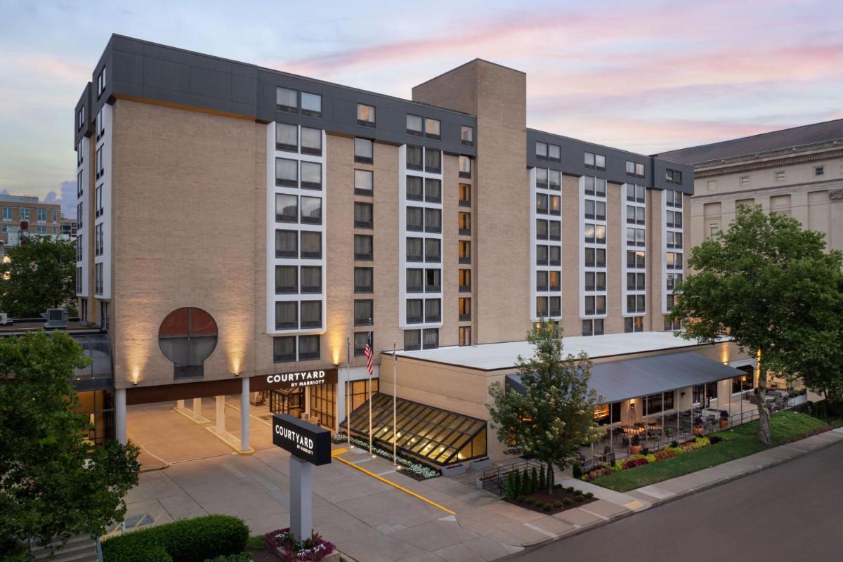 Courtyard by Marriott Pittsburgh University Center - Housity