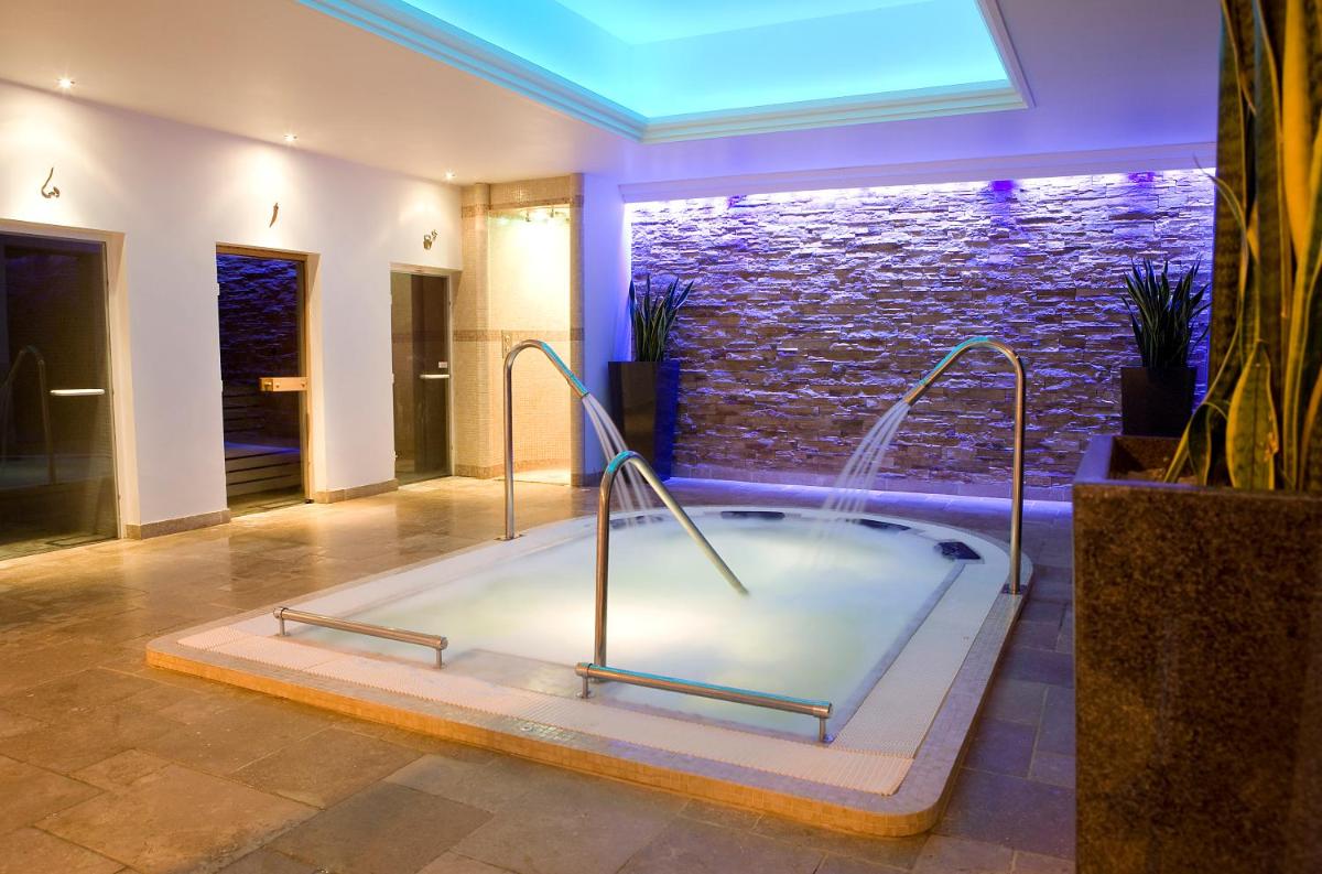 Bryn Meadows Golf, Hotel & Spa - Housity