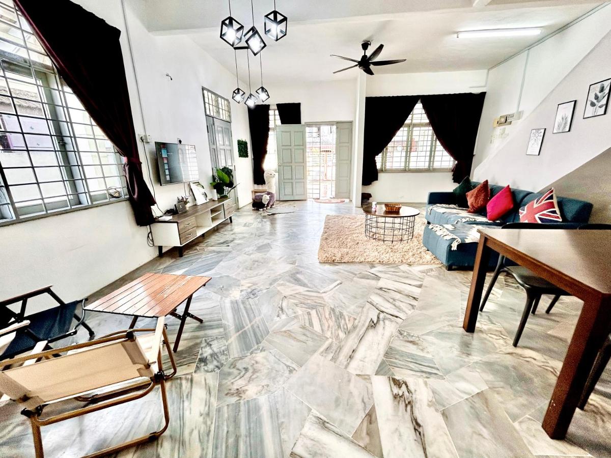 Entire Residential House Alma Bukit Mertajam Spacious 4 bedroom - Housity