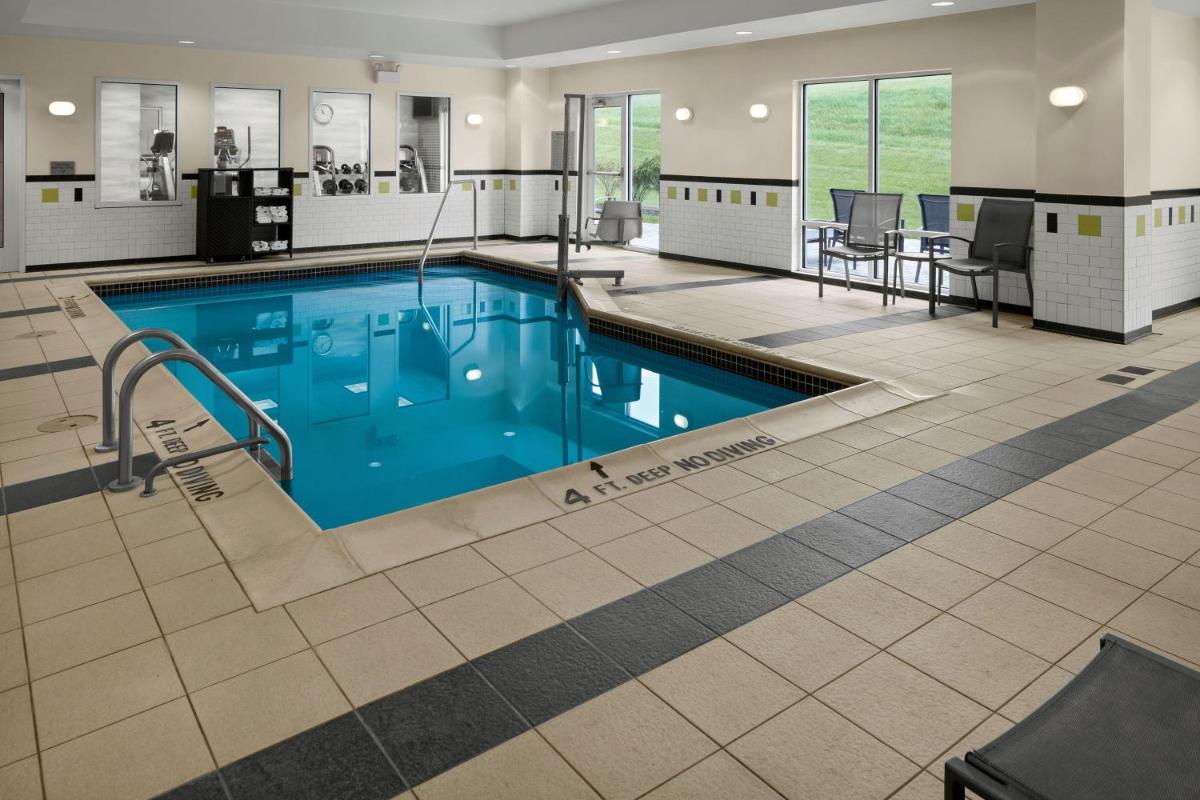 Fairfield Inn & Suites Bedford - Housity