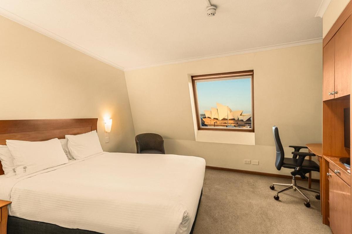 Sydney Harbour Hotel - Housity