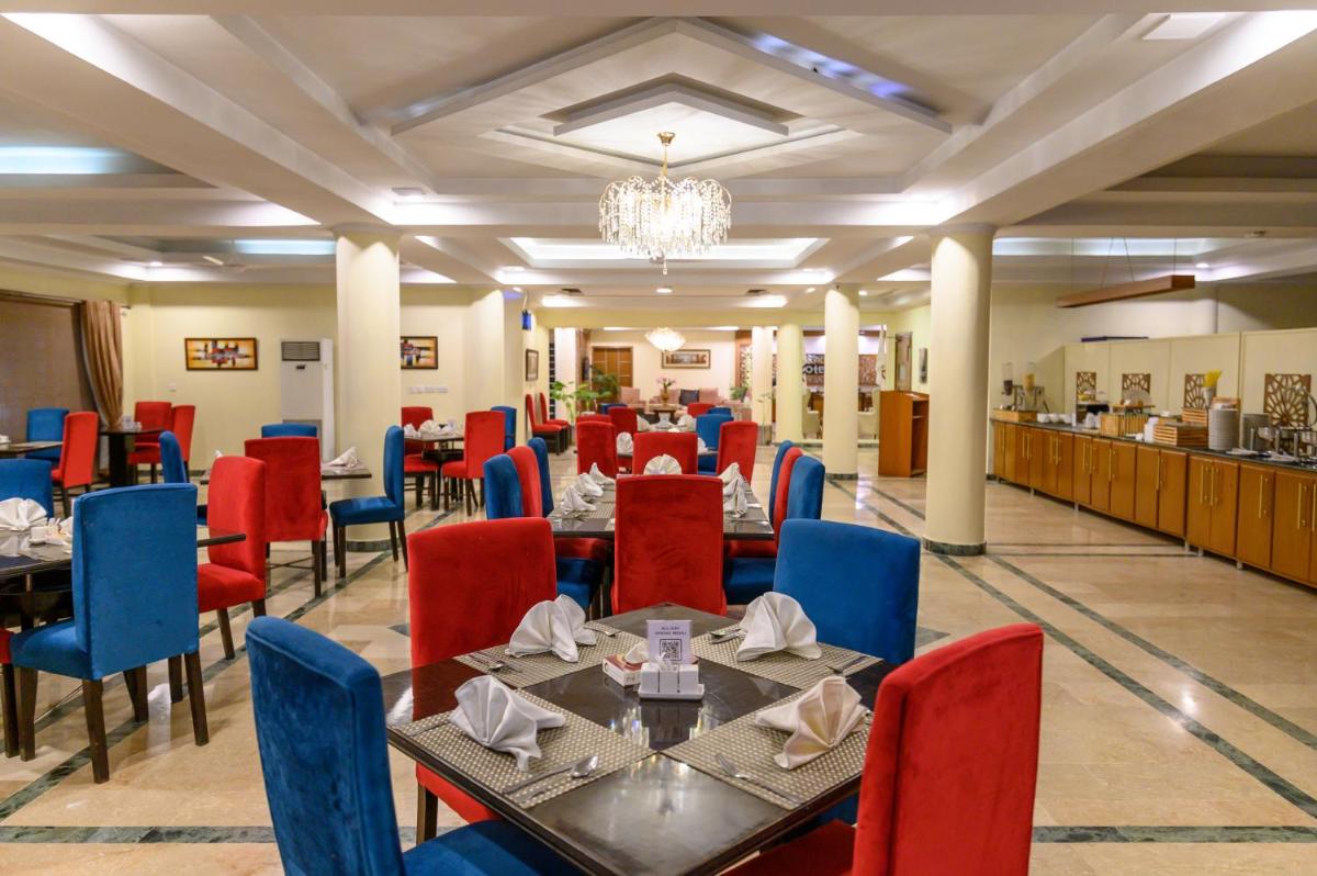 Hotel One Abbottabad - Housity
