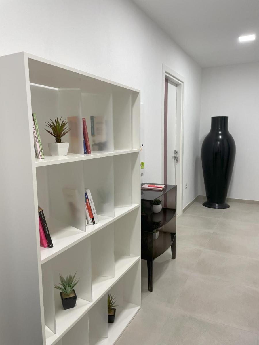 Domo Rooms Villacidro - Housity