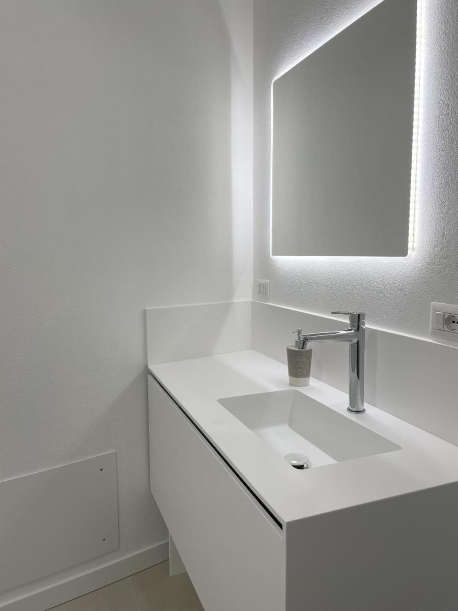 Domo Rooms Villacidro - Housity