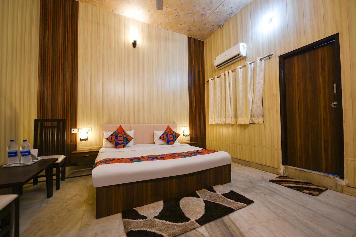 Suitetrails - FabHotel The Grand Palace