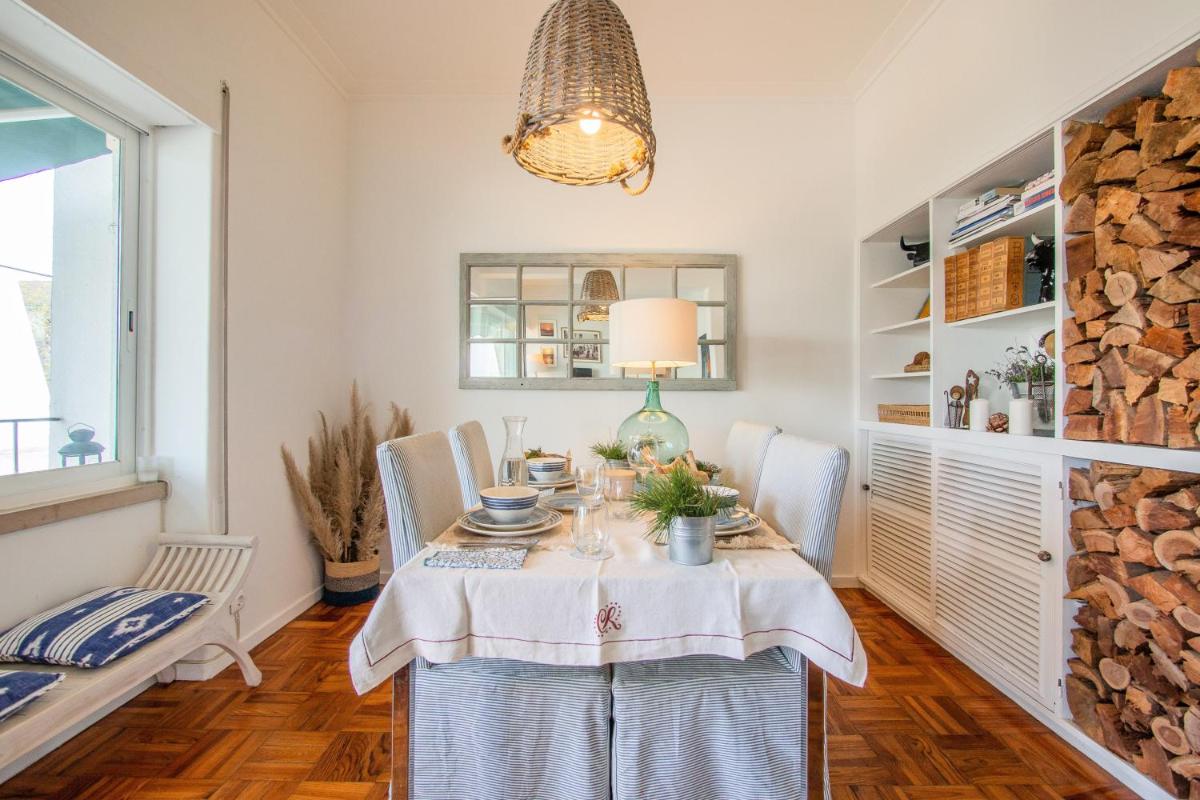 Elegant Apartment in Cascais with Fireplace - 80 m² - Housity