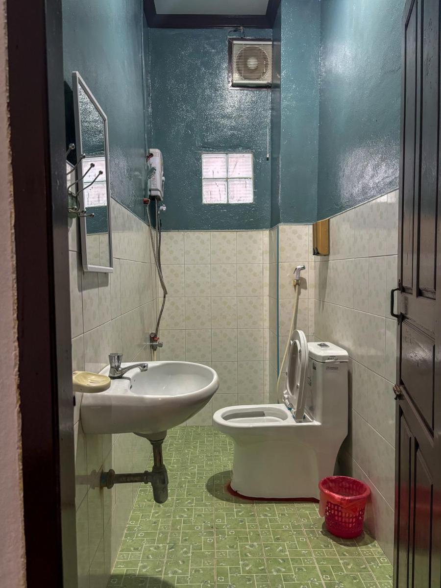 Mao Pha Sok Riverside Guesthouse - Housity