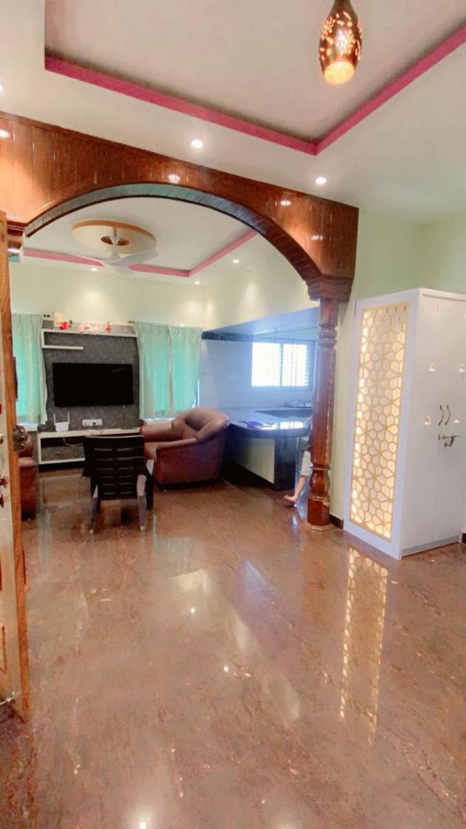 Aarvi home stay - Housity