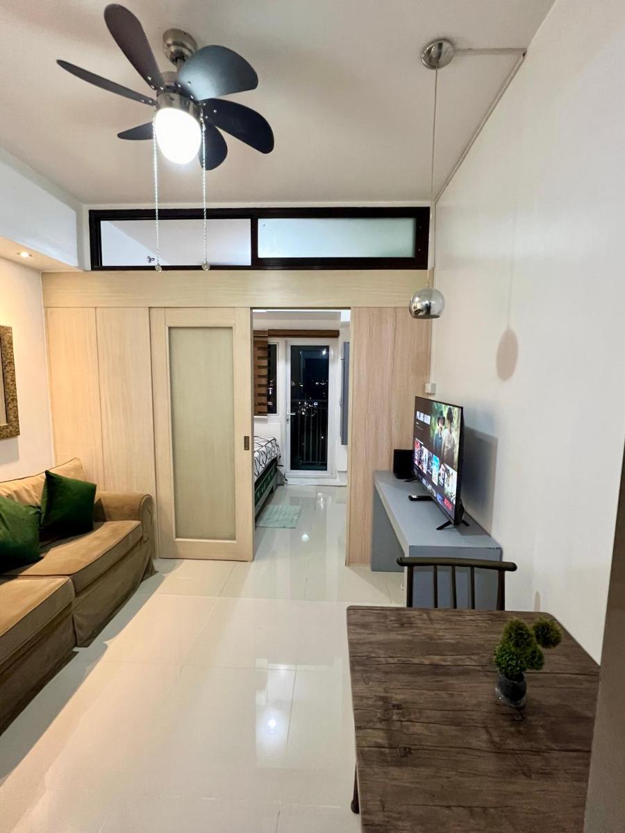 Katerina Home with Balcony at Jazz Residences - Housity