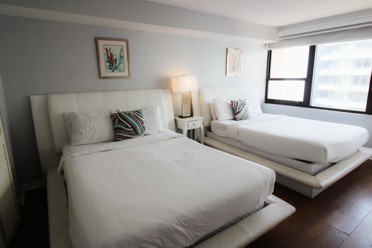 Inviting condo with pool & beach access - Housity