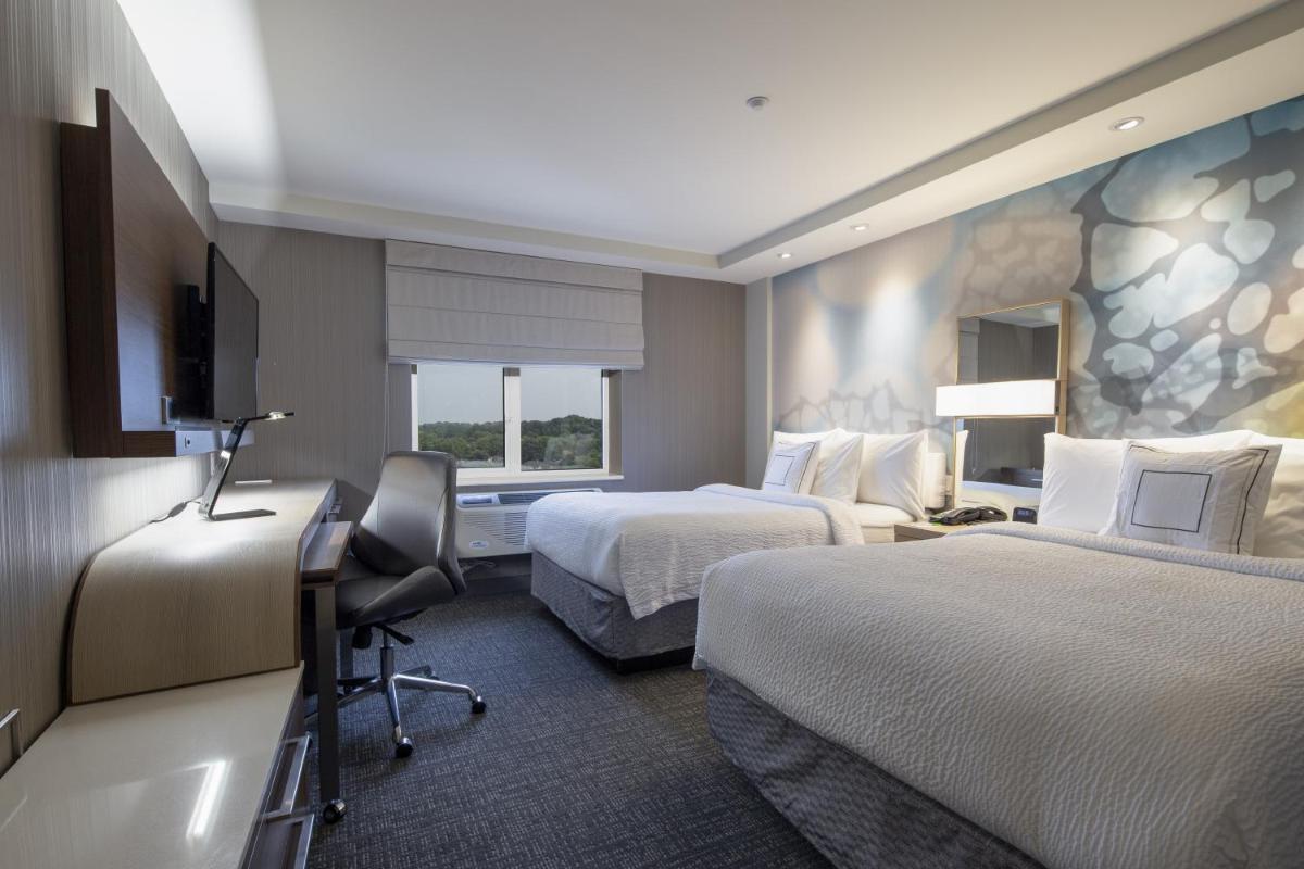Courtyard by Marriott New York Queens/Fresh Meadows - Housity
