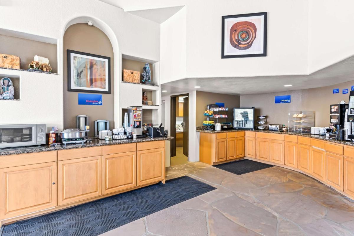 Best Western Apache Junction Inn - Housity