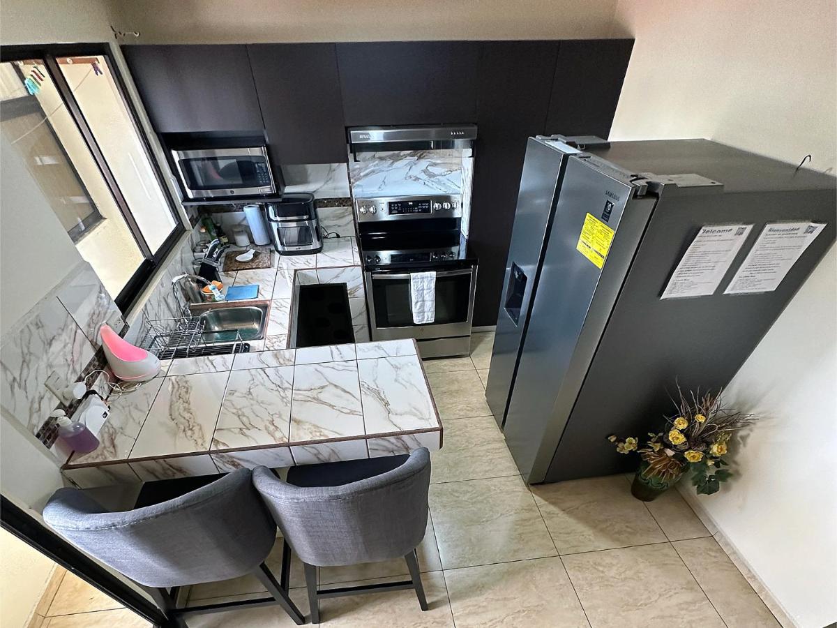 Senderos Apartment, Self Check- in, Airport SJO 5 MIN - Housity
