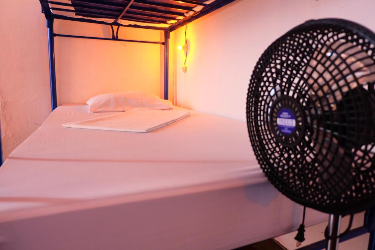 Deakachimba Hostel - Housity