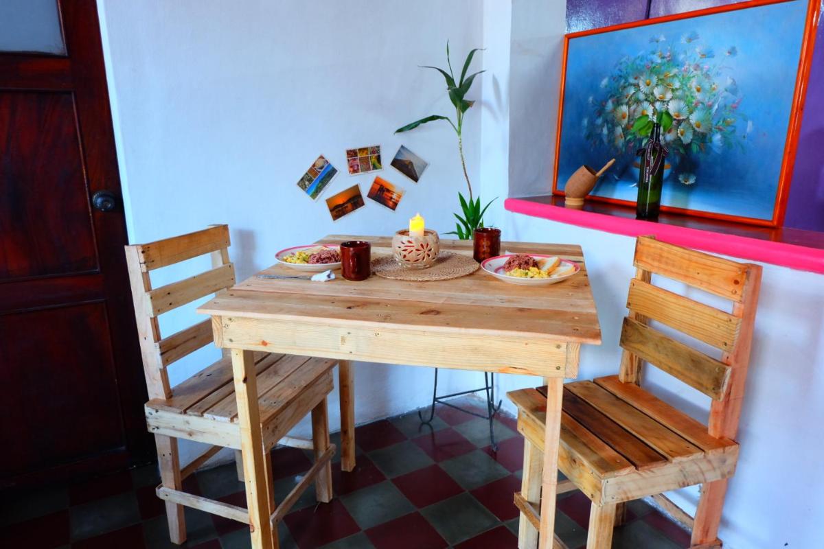 Deakachimba Hostel - Housity