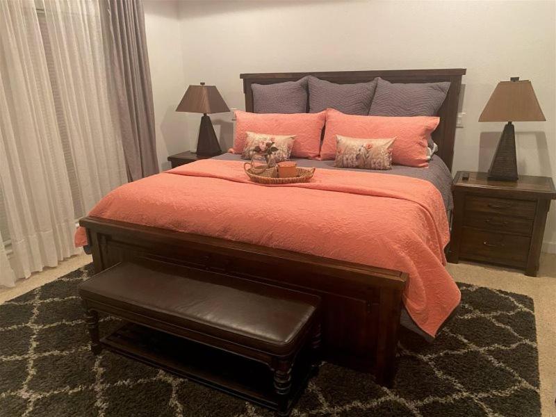 18811 - 11 Belleza Court - Housity