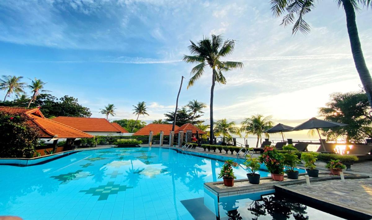 Nugraha Lovina Seaview Resort & Spa - Housity