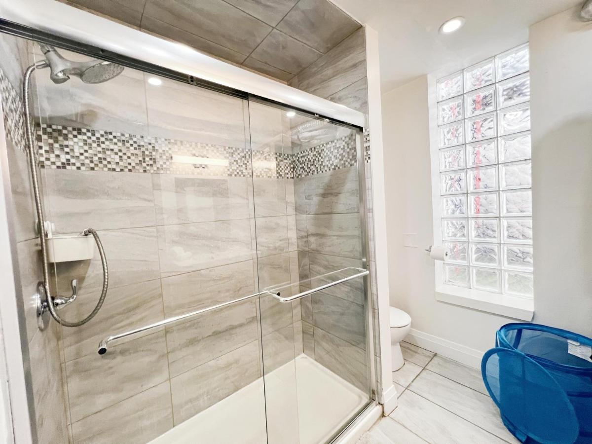 Cozy nice townhouse in DT Toronto near Wellesley and Jarvis - Housity