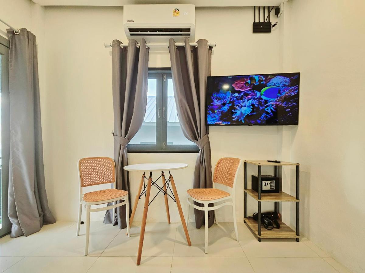 Moonway Bungalows - Housity