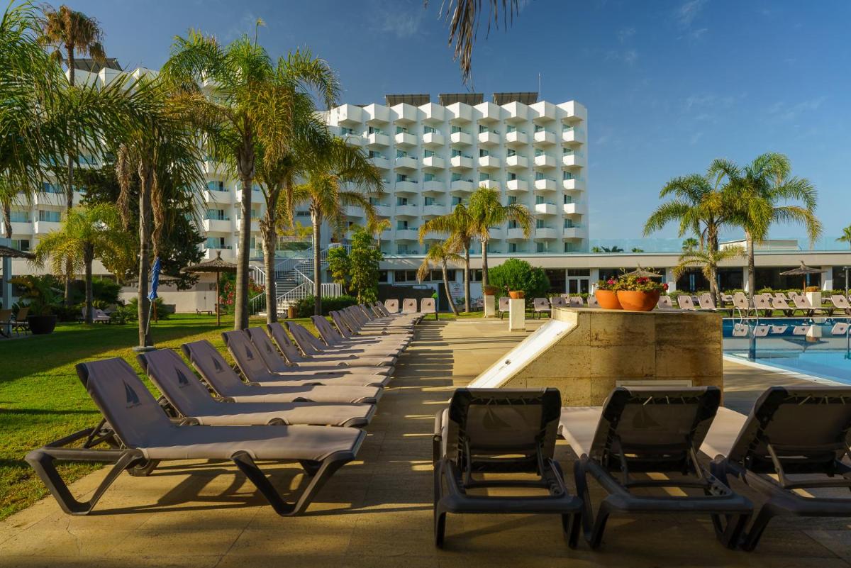 Piscina en o cerca de Hotel Puerto Bahía & Spa
