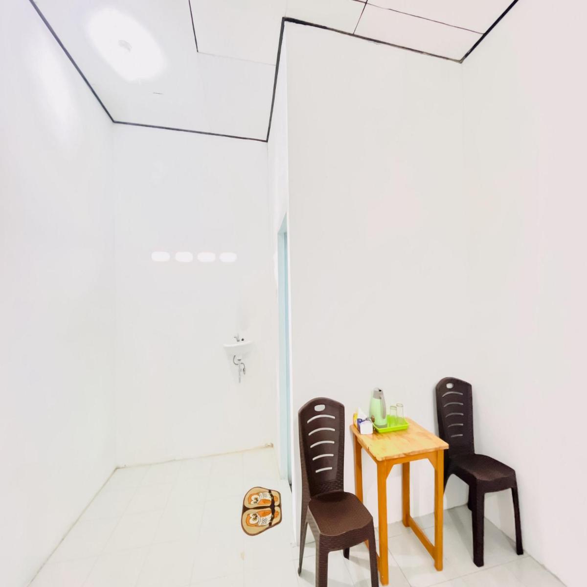 Kempu Tigan Homestay Berastagi Mitra RedDoorz - Housity
