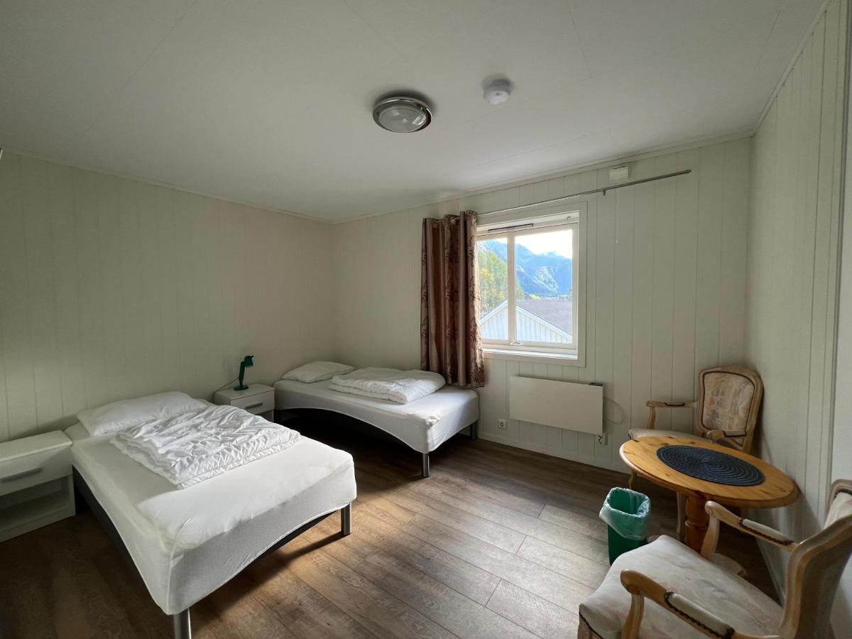 Åndalsnes gustehouse - Housity