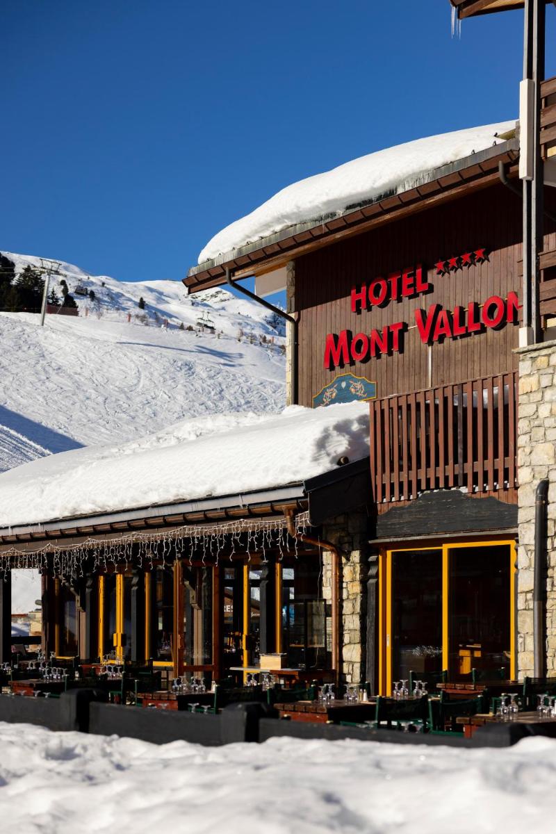 L'établissement Hotel Mont Vallon en hiver