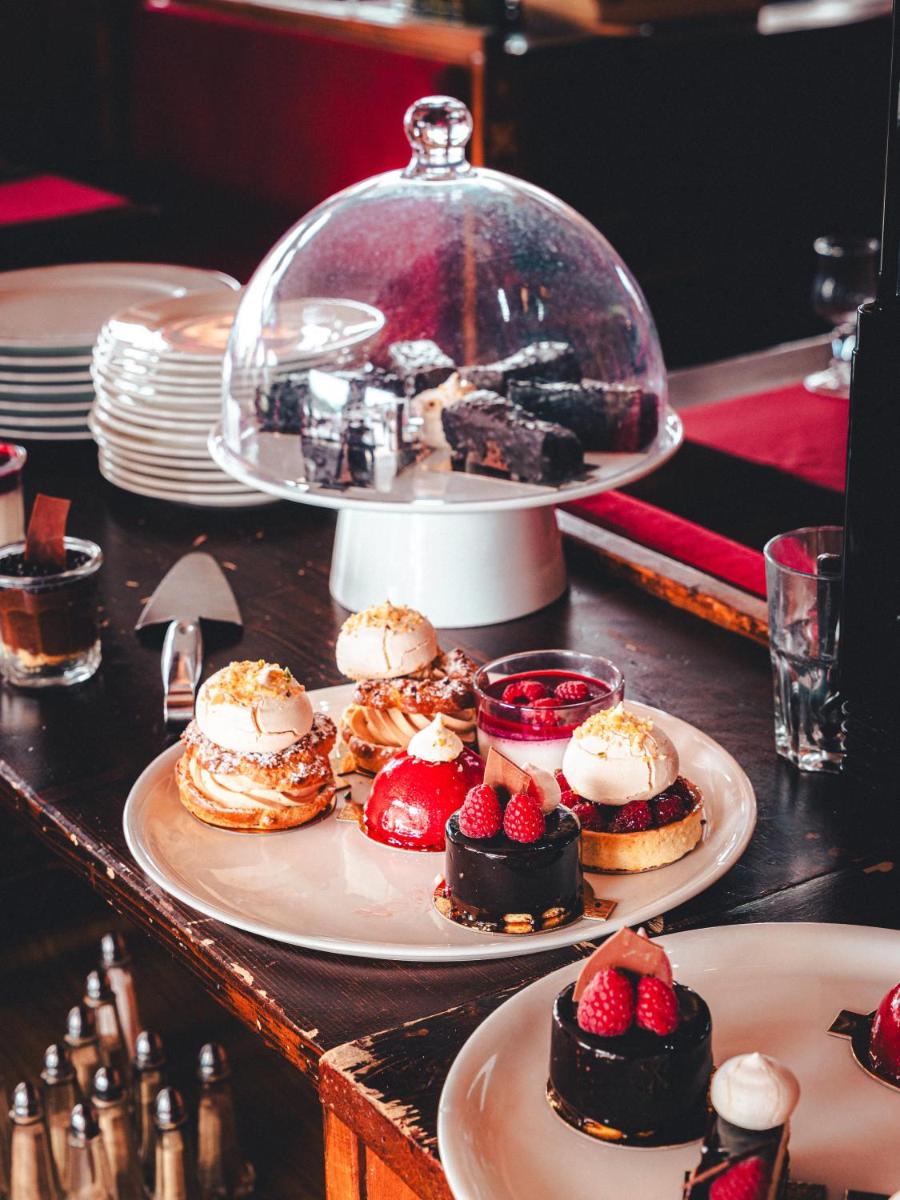 Nourriture dans l'hôtel ou à proximité