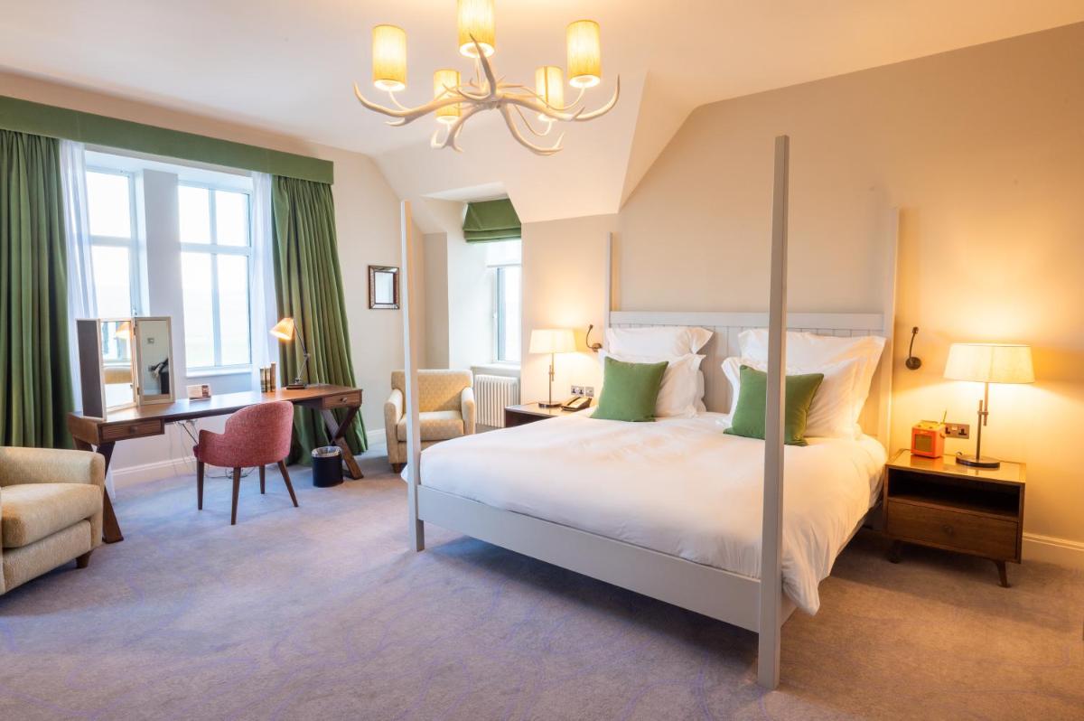Machrie Hotel & Golf Links - Housity