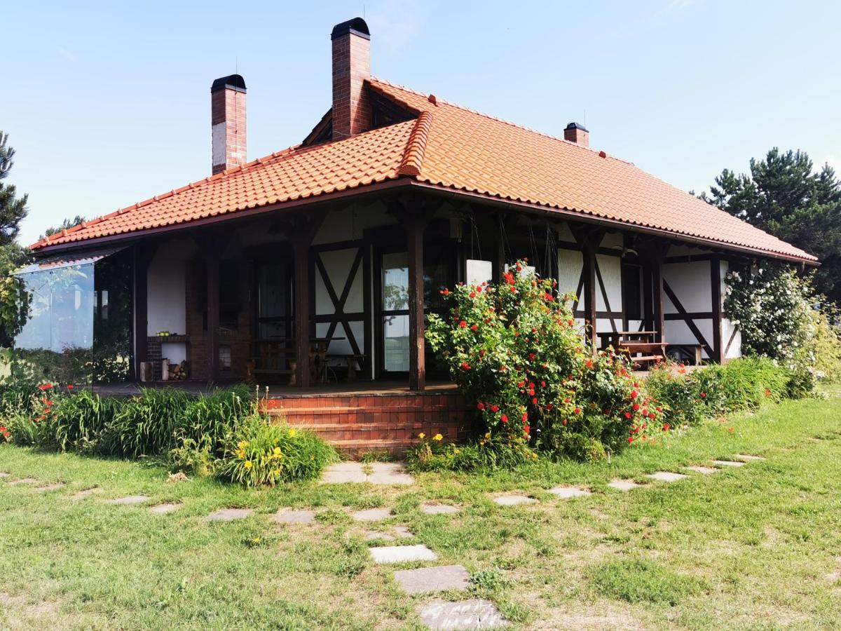 Svenceles 25 sodyba Namas su pirtimi ir krantine - Housity