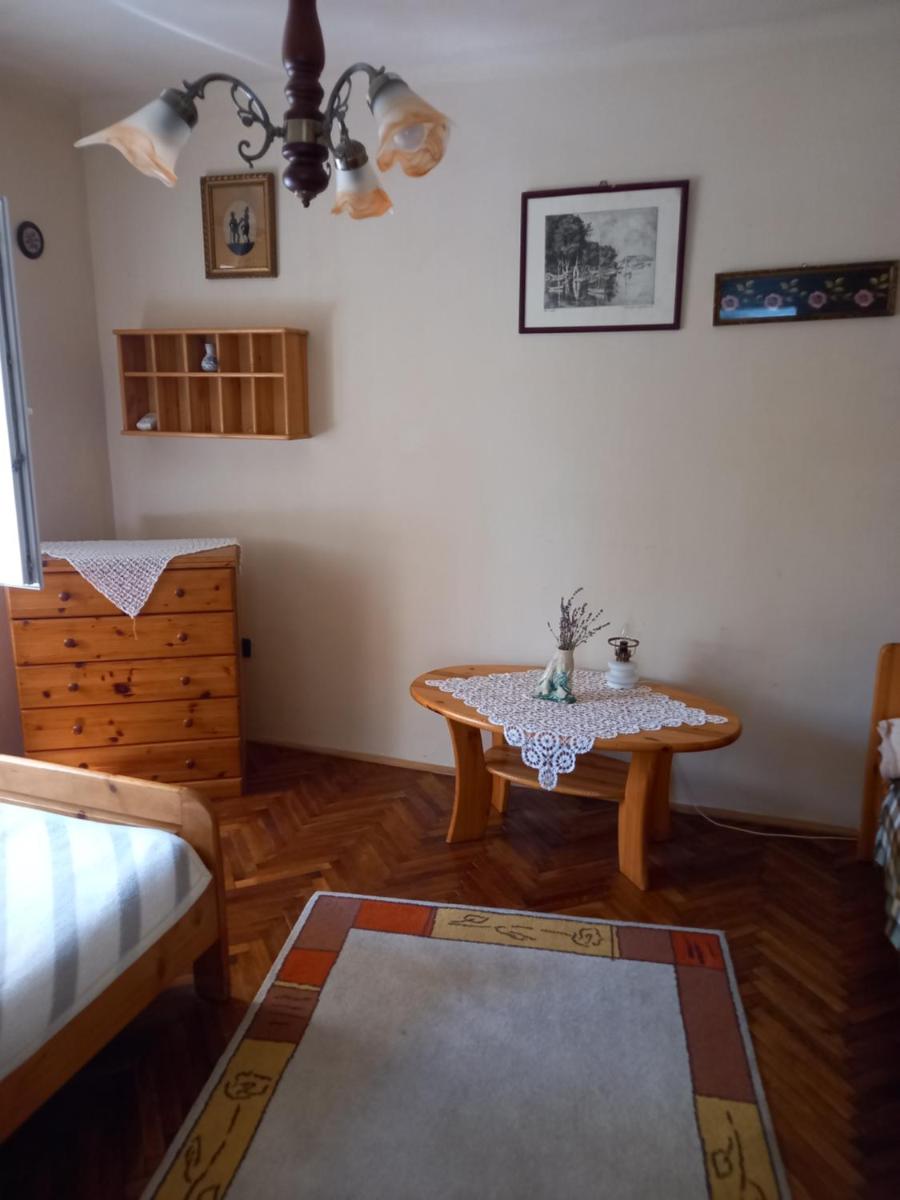 Codini Ház - Housity