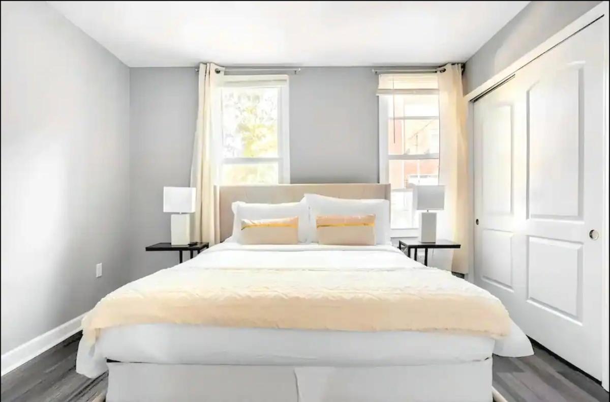 Stylish House 20 min to NYC up to 8 People - Housity
