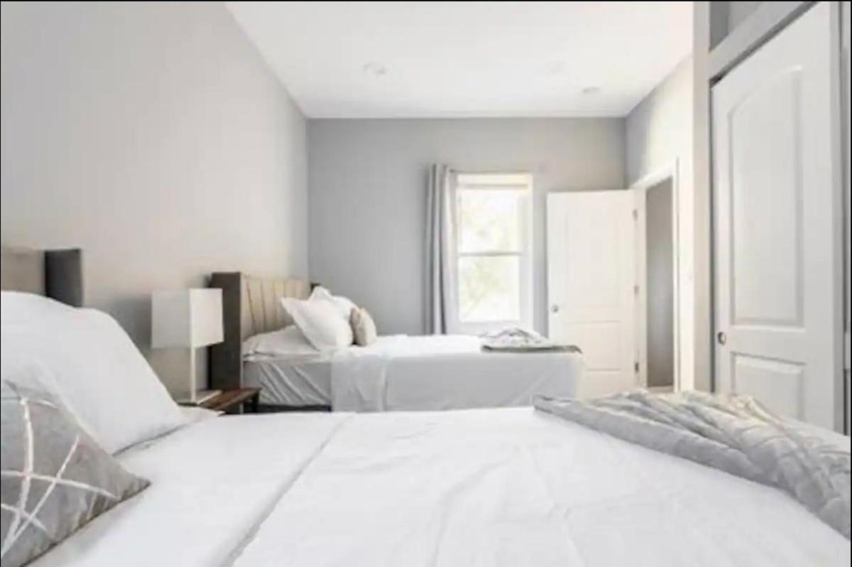 Stylish House 20 min to NYC up to 8 People - Housity