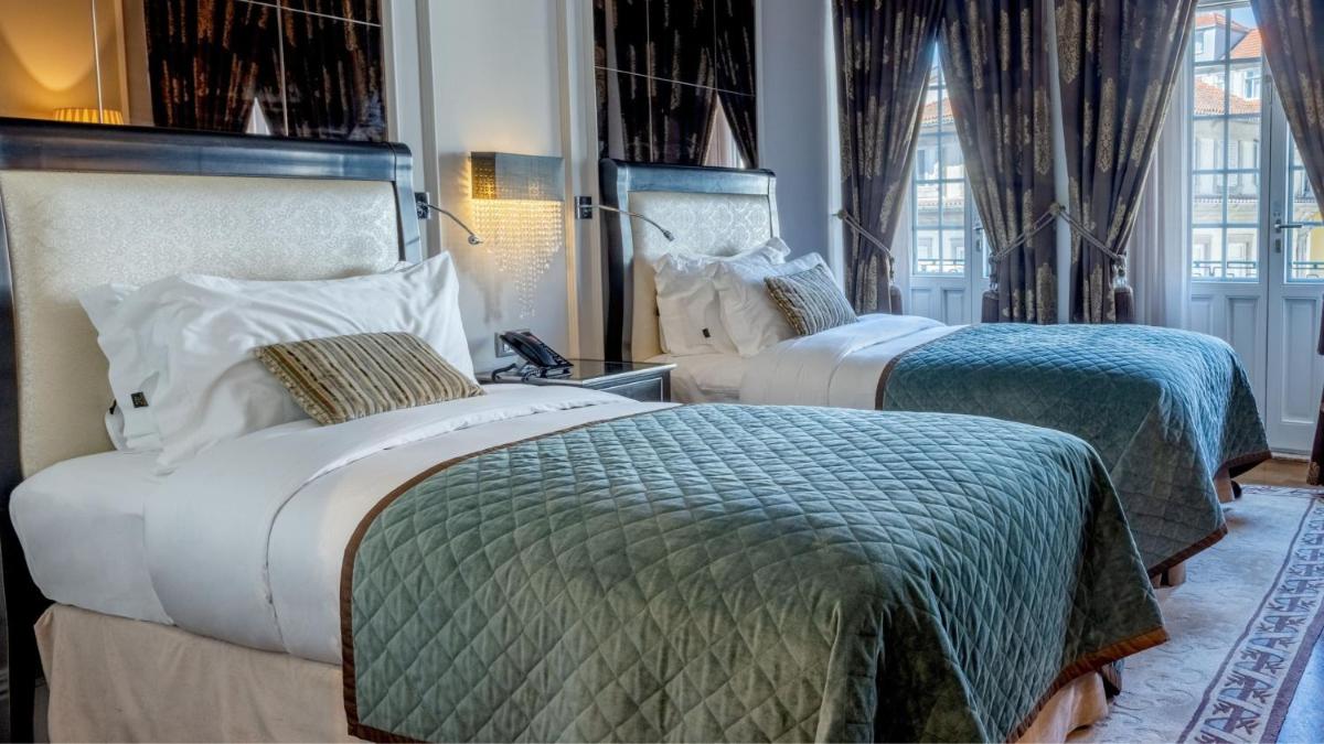 Uma cama ou camas num quarto em InterContinental Porto - Palacio das Cardosas by IHG