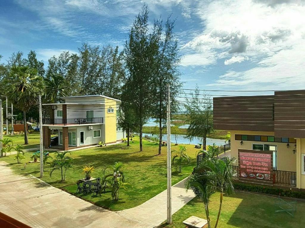 Suitetrails - Hadthong Resort