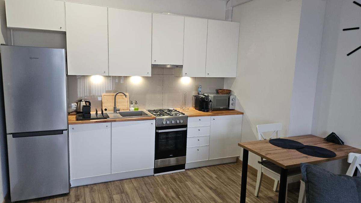 Słoneczny Apartament Warka - Housity