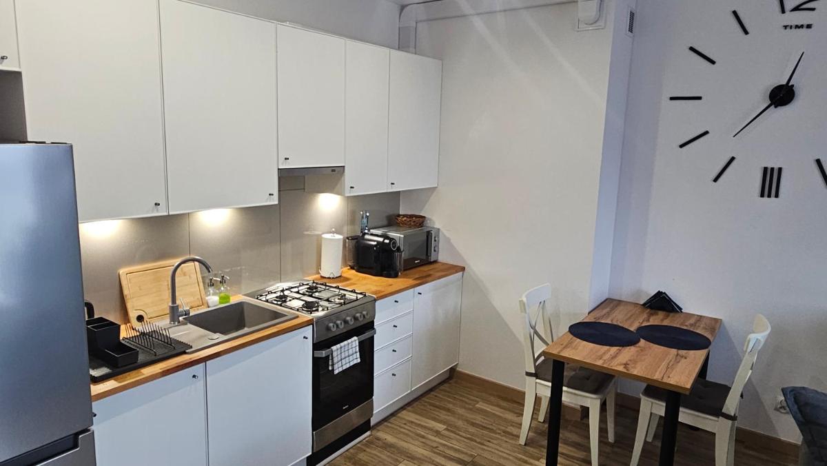 Słoneczny Apartament Warka - Housity