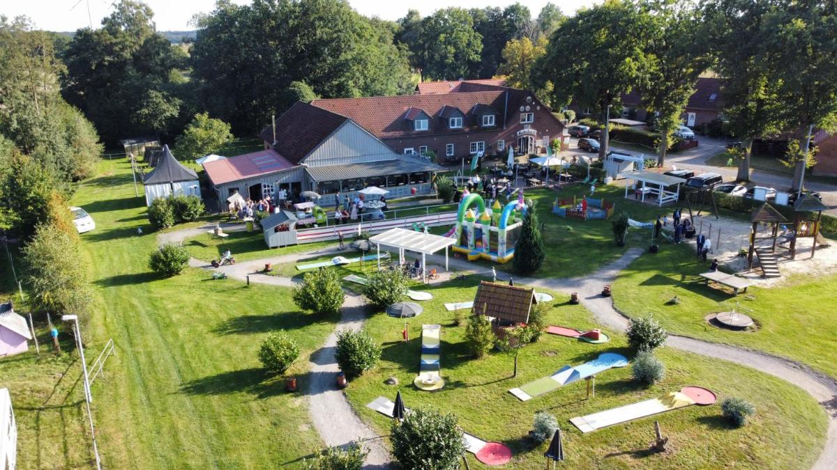 Hotel zum Rohrbach - Housity