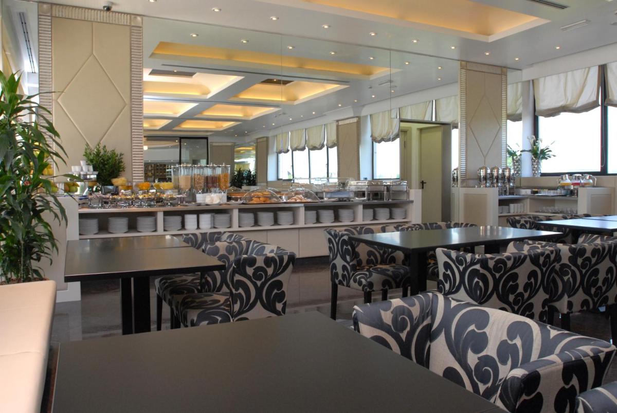 Grand Hotel Duca Di Mantova - Housity