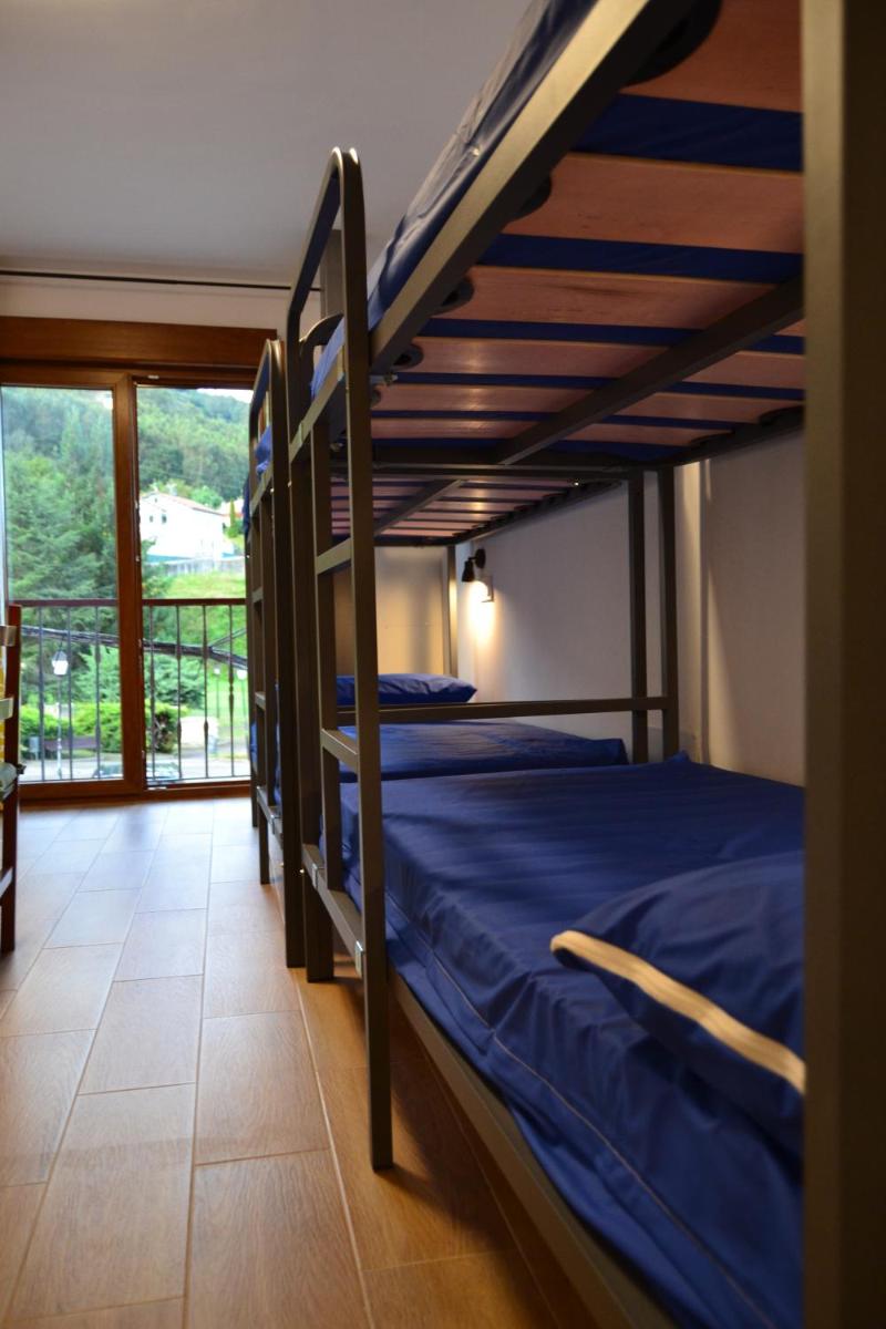 Villa de Salas Alojamientos - Housity