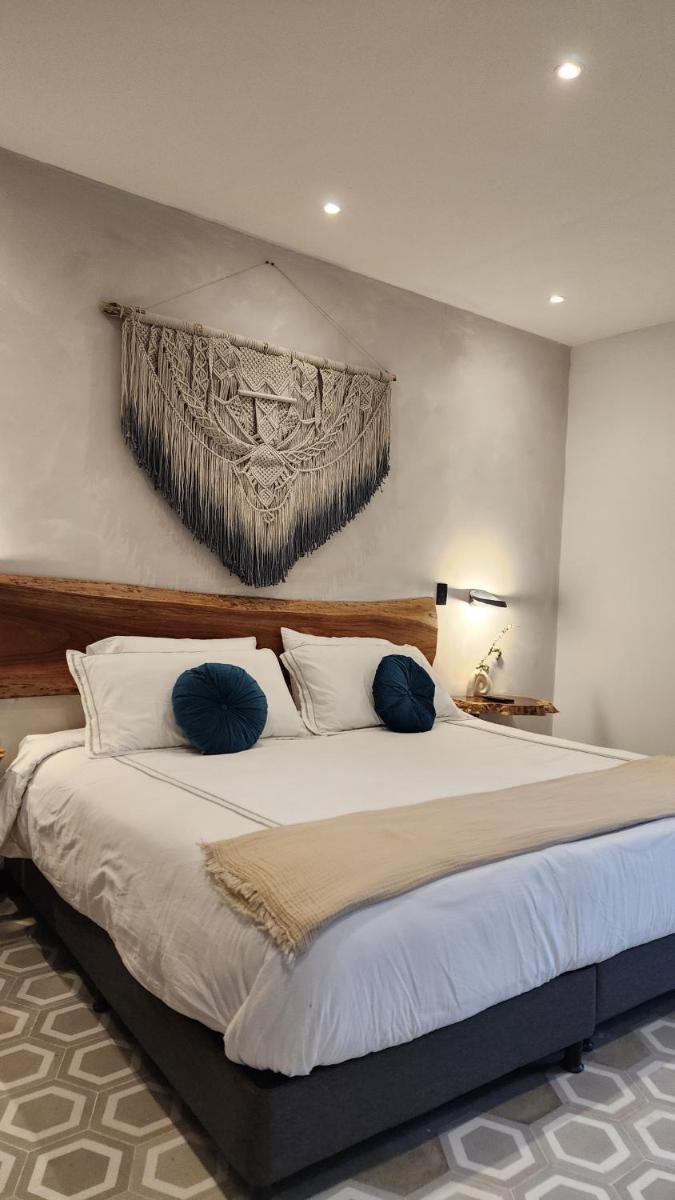 UKO Urban Ekolodge - Housity