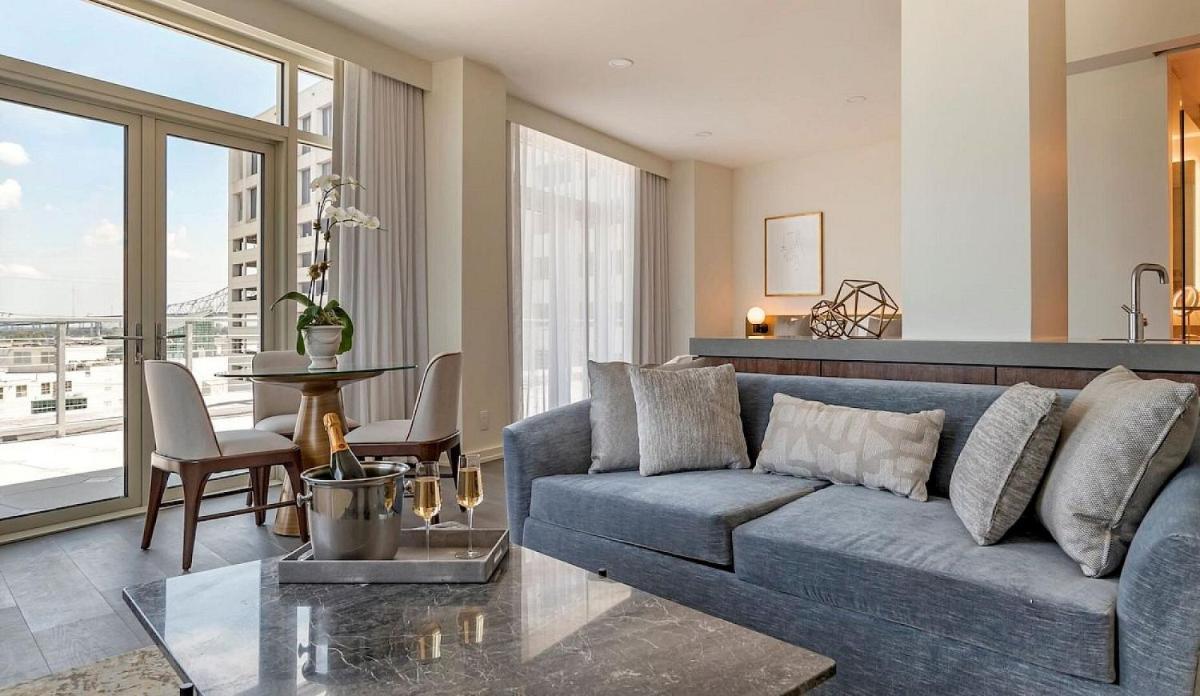 ONE11 Hotel - Housity