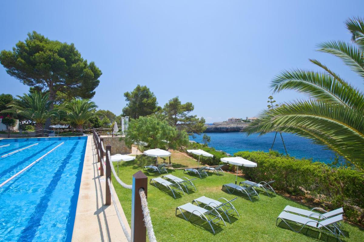 Piscina en o cerca de JS Cape Colom - Adults Only