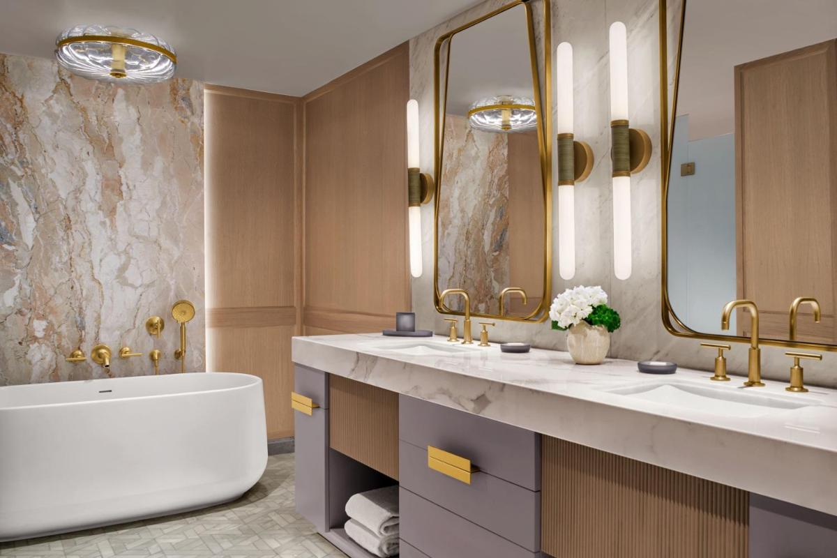 The Ritz-Carlton Naples - Housity