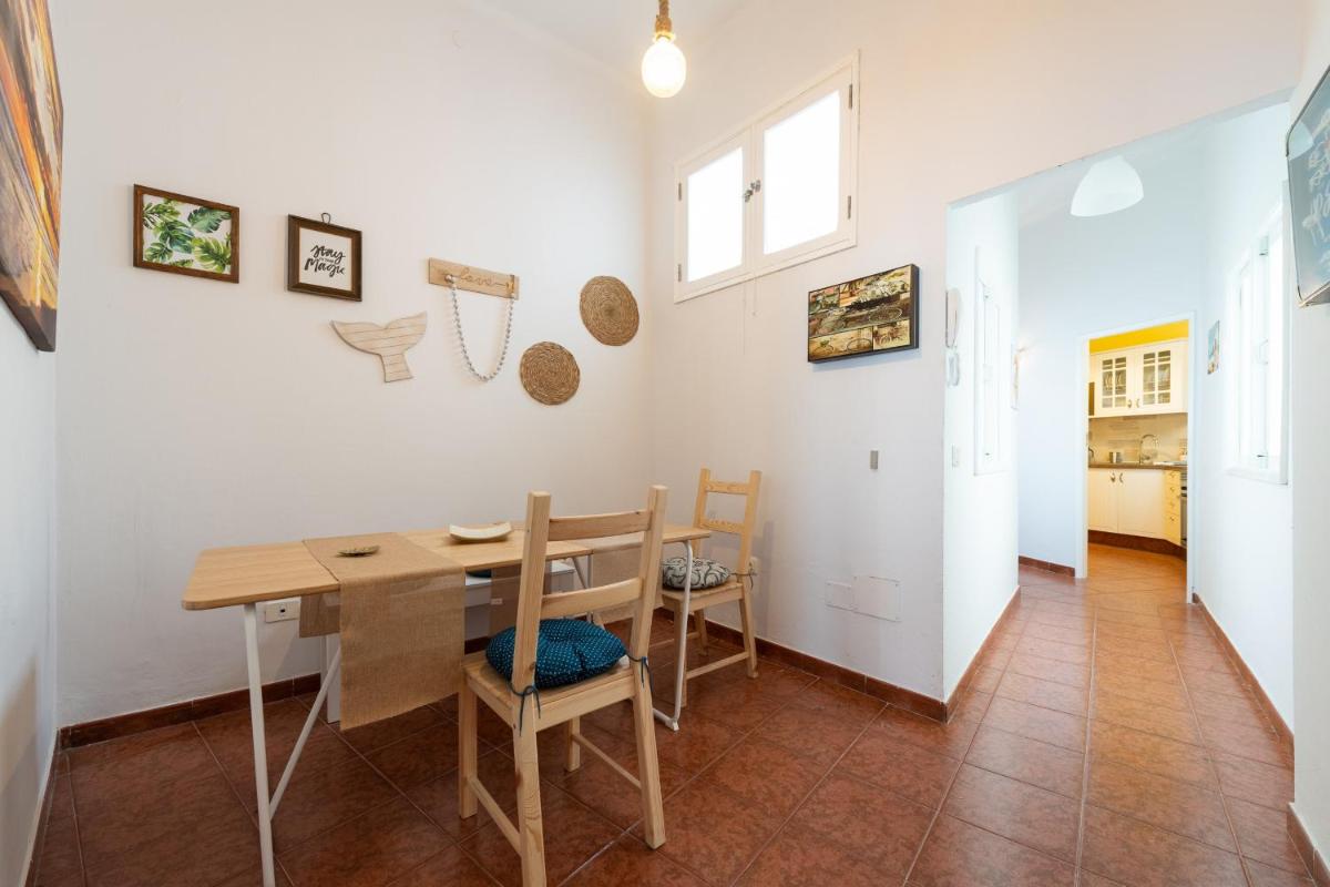 Balcony Spacious 2BR Arucas Historic Center - Housity