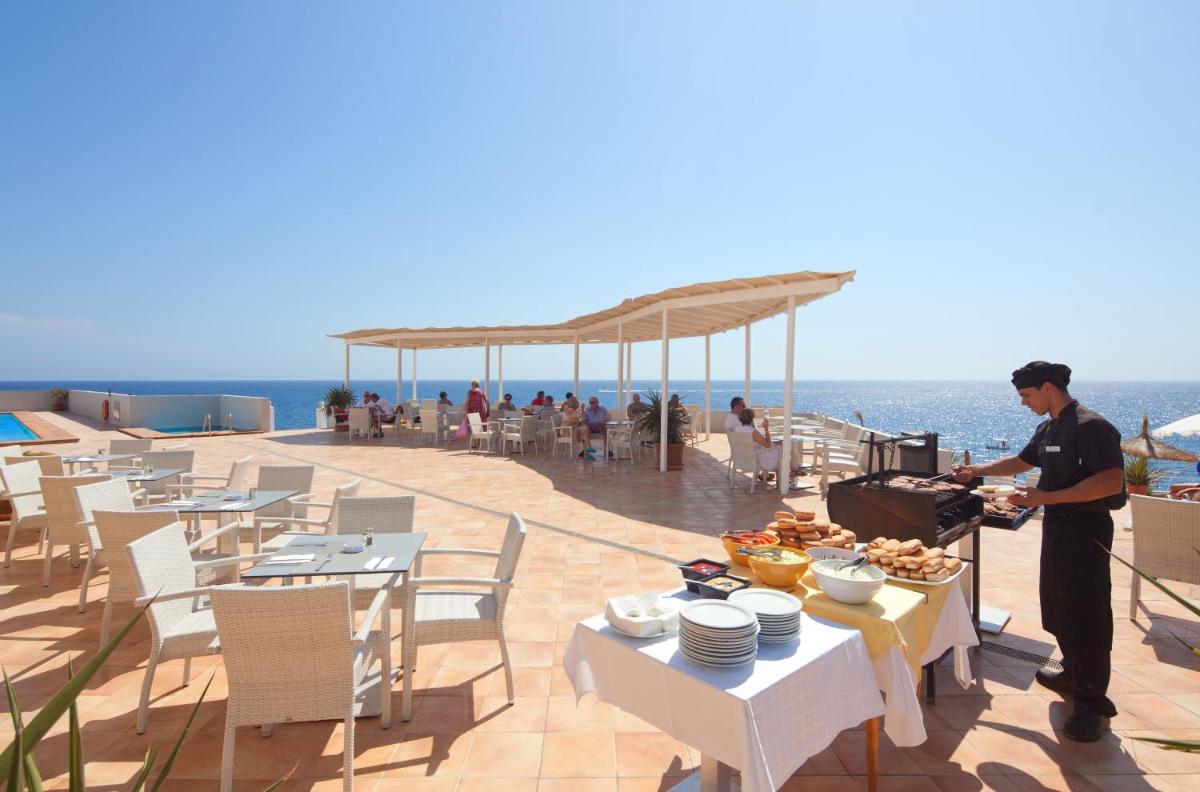 Clientes alojados en JS Cape Colom - Adults Only