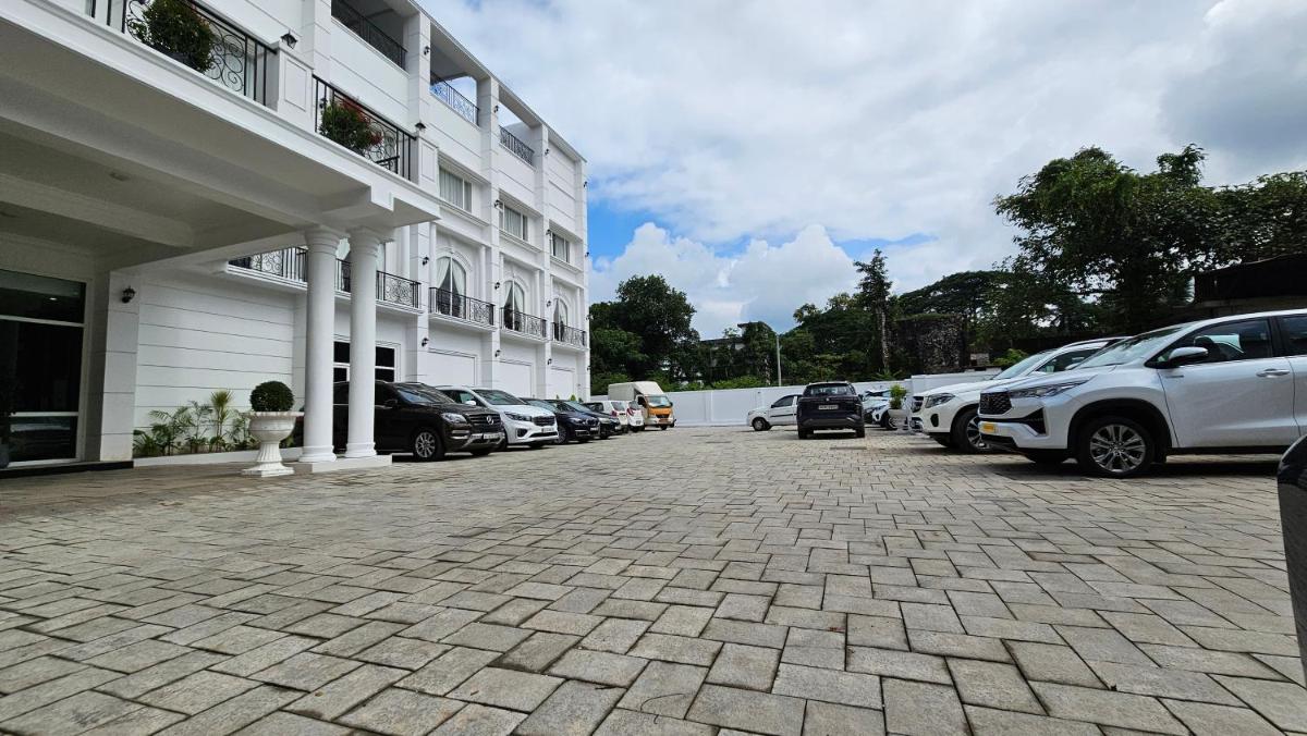 Prosland Hotel - Housity