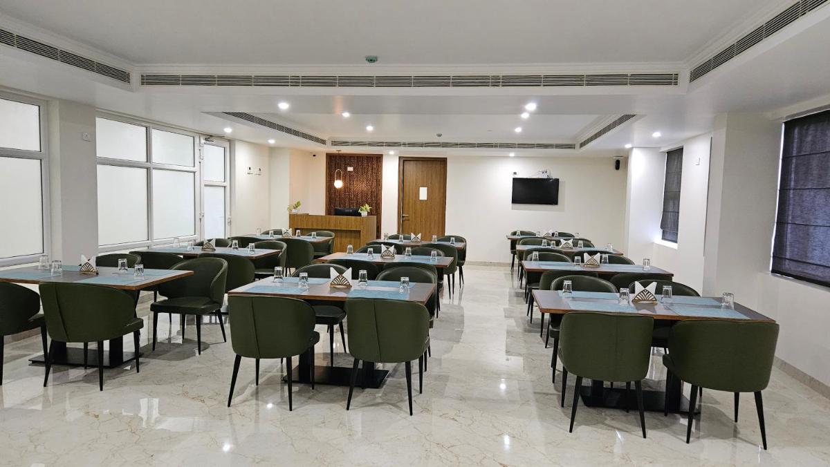 Prosland Hotel - Housity