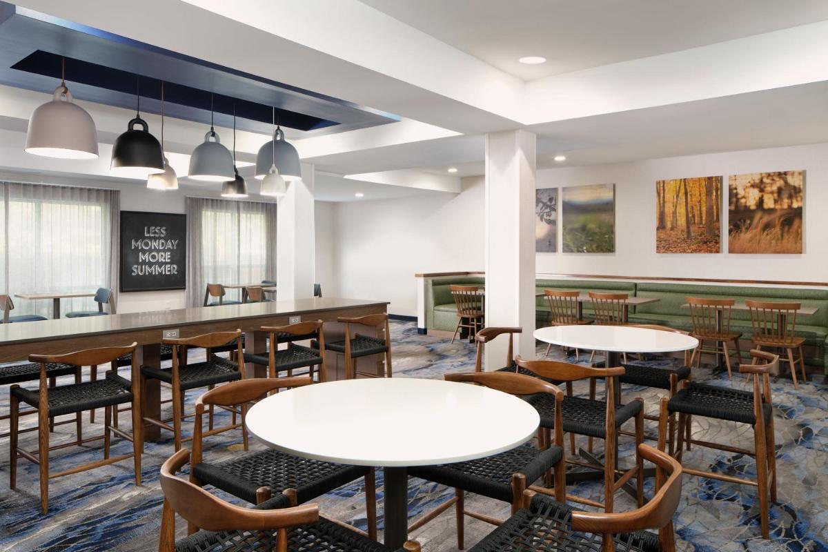 Fairfield Inn & Suites Columbia Northeast - Housity