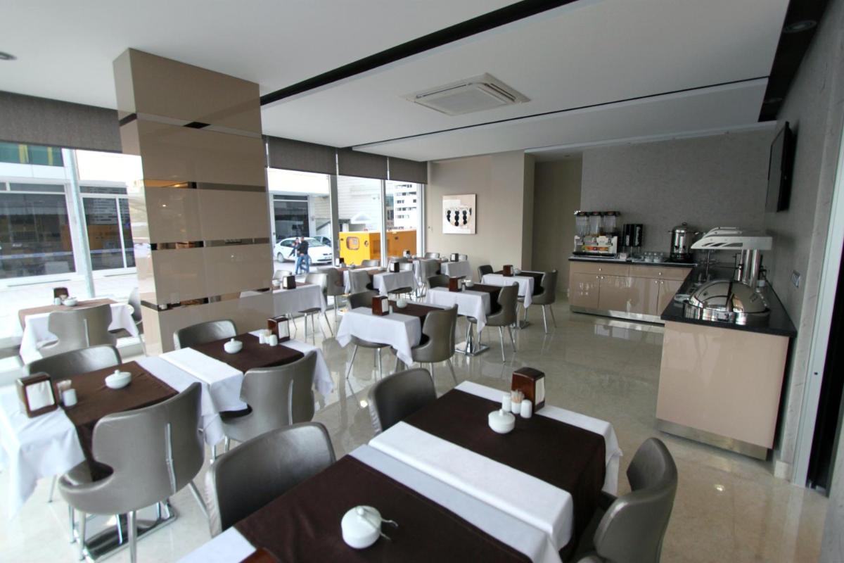 Sultan Hotel - Housity